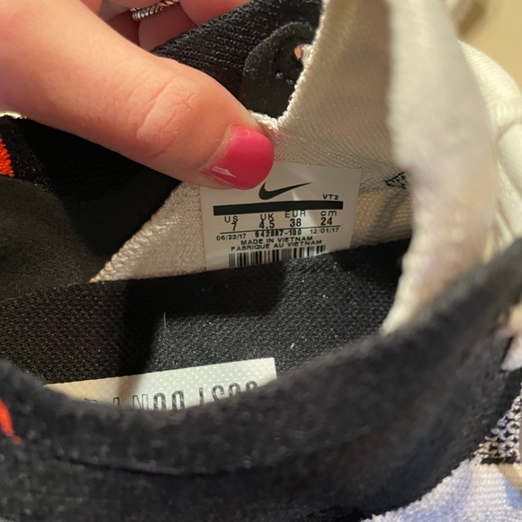 Nike Running Sneakers - Picture 6 of 6